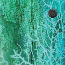Charger l'image dans la galerie, Coral Reef par Deborah Edwards and Melanie Samra pour Northcott - Background Turquoise Scenic Ombre