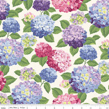 Charger l'image dans la galerie, Hydrangeas In The Garden par Jennifer Bosworth pour Riley Blake Designs - Background Cream Pearl Main Multi