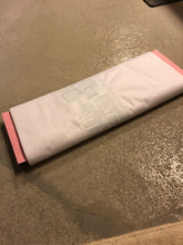 Load image into Gallery viewer, Fusible Sheerweight Stablizer