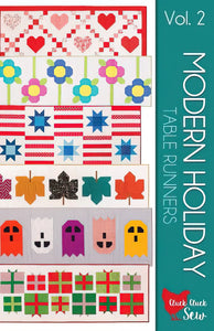 Modern Holiday - Chemins de table par Cluck Cluck Sew - 2 Volumes