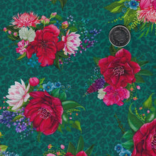 Charger l'image dans la galerie, Wild Garden par Nicole Tamarin pour White Owl Textiles - Background Teal Floral Bouquets
