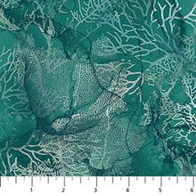 Charger l&#39;image dans la galerie, Sea Breeze par Deborah Edwards and Melanie Samra pour Northcott - Background Teal Coral
