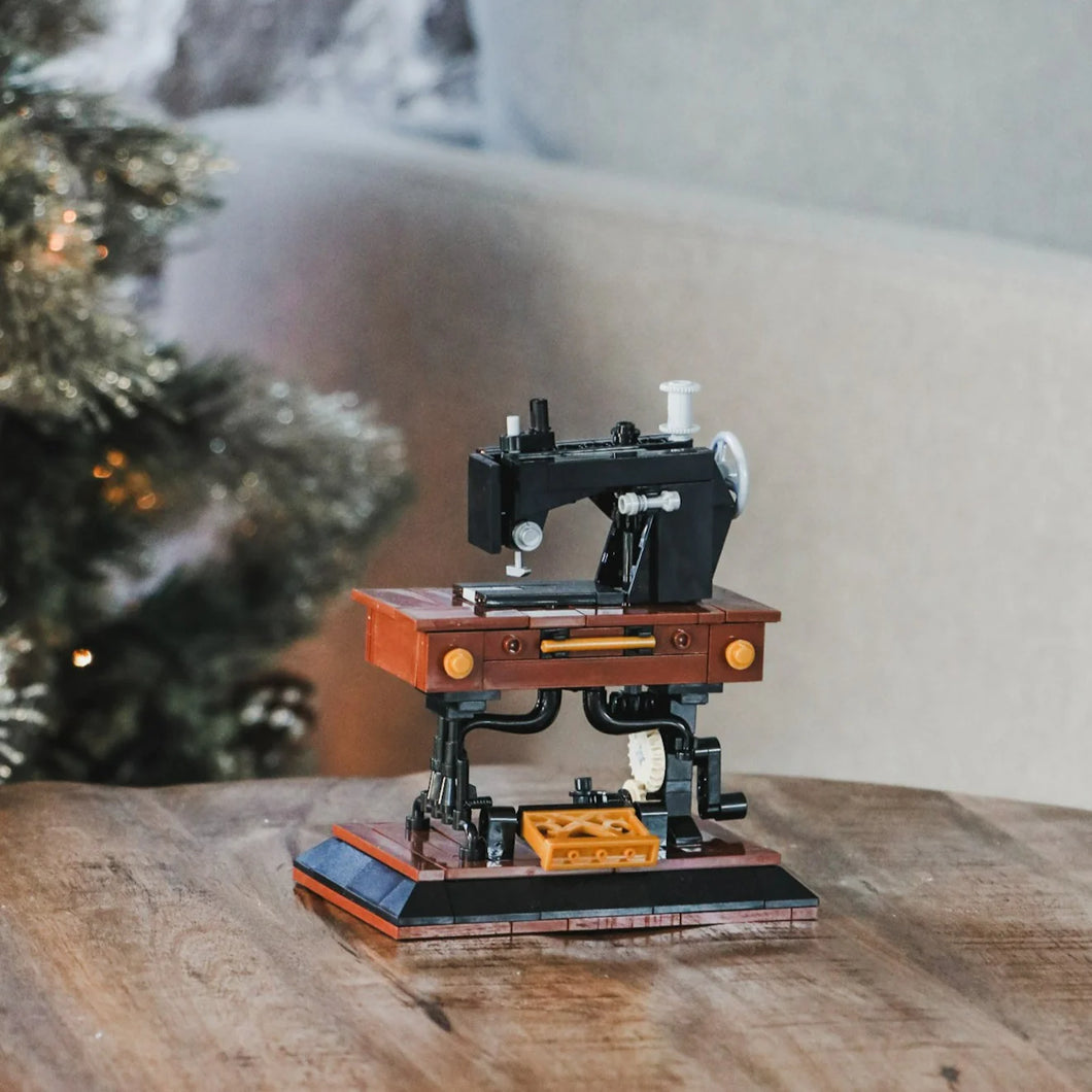 Sallie Tomato - Vintage Sewing Machine Building Block Kit