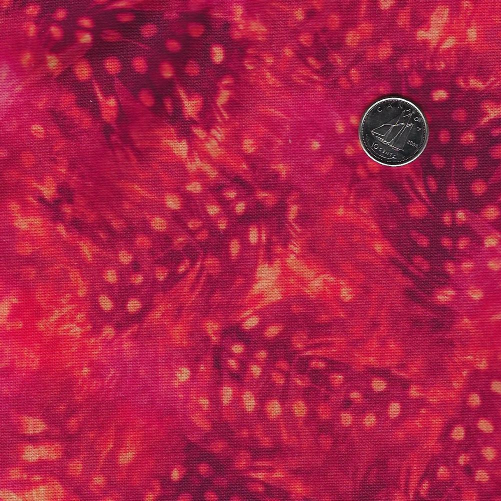 Hummingbird Garden par QT Fabrics - Feather Texture Red
