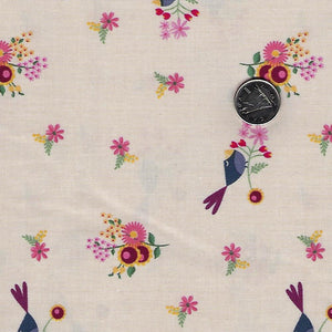 Rosewood par meags & me pour Clothworks - Light Khaki Petite Birds and Flowers