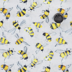 Sweet & Sour par Elena Fay pour Paintbrush Studio Fabrics - Background White Bee's Buzz