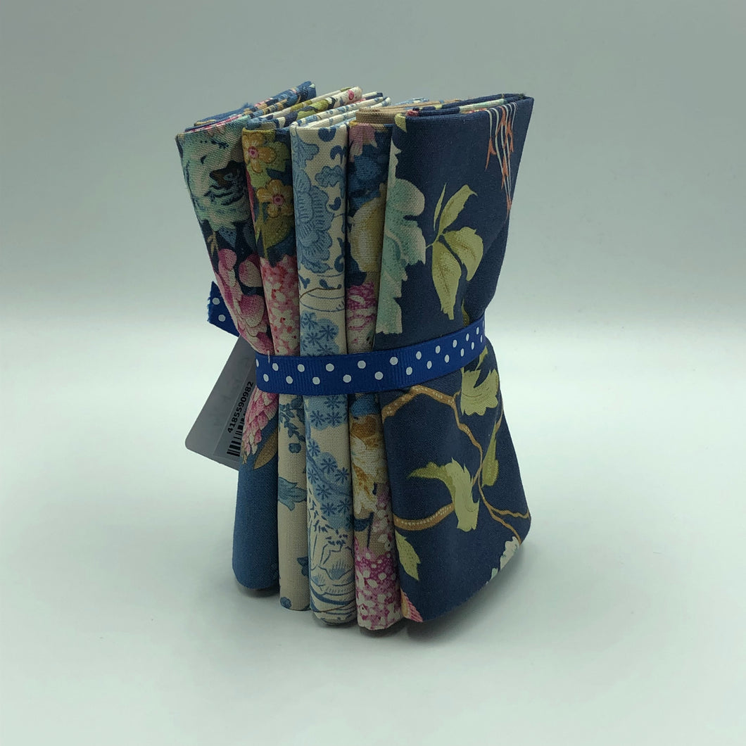 Bundle of 5 Fat Quarters of Chic Escape by Tilda Fabrics - Blue/Sand